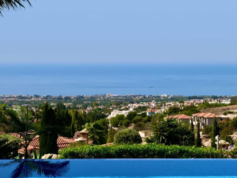 Villa 22, Perneri Villas